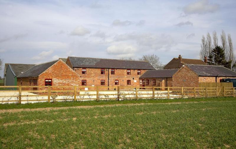 Wold Escapes, Highfield Farm Bed & Breakfast Driffield Exterior photo